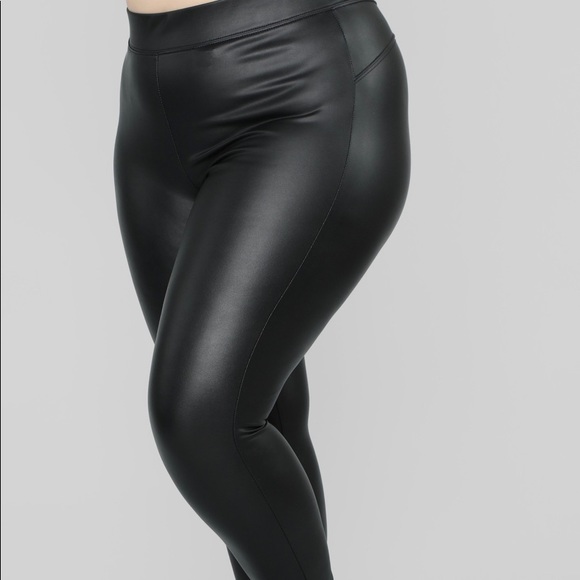 Liliana Faux Leggings Black ( 3x ) - Picture 2 of 6